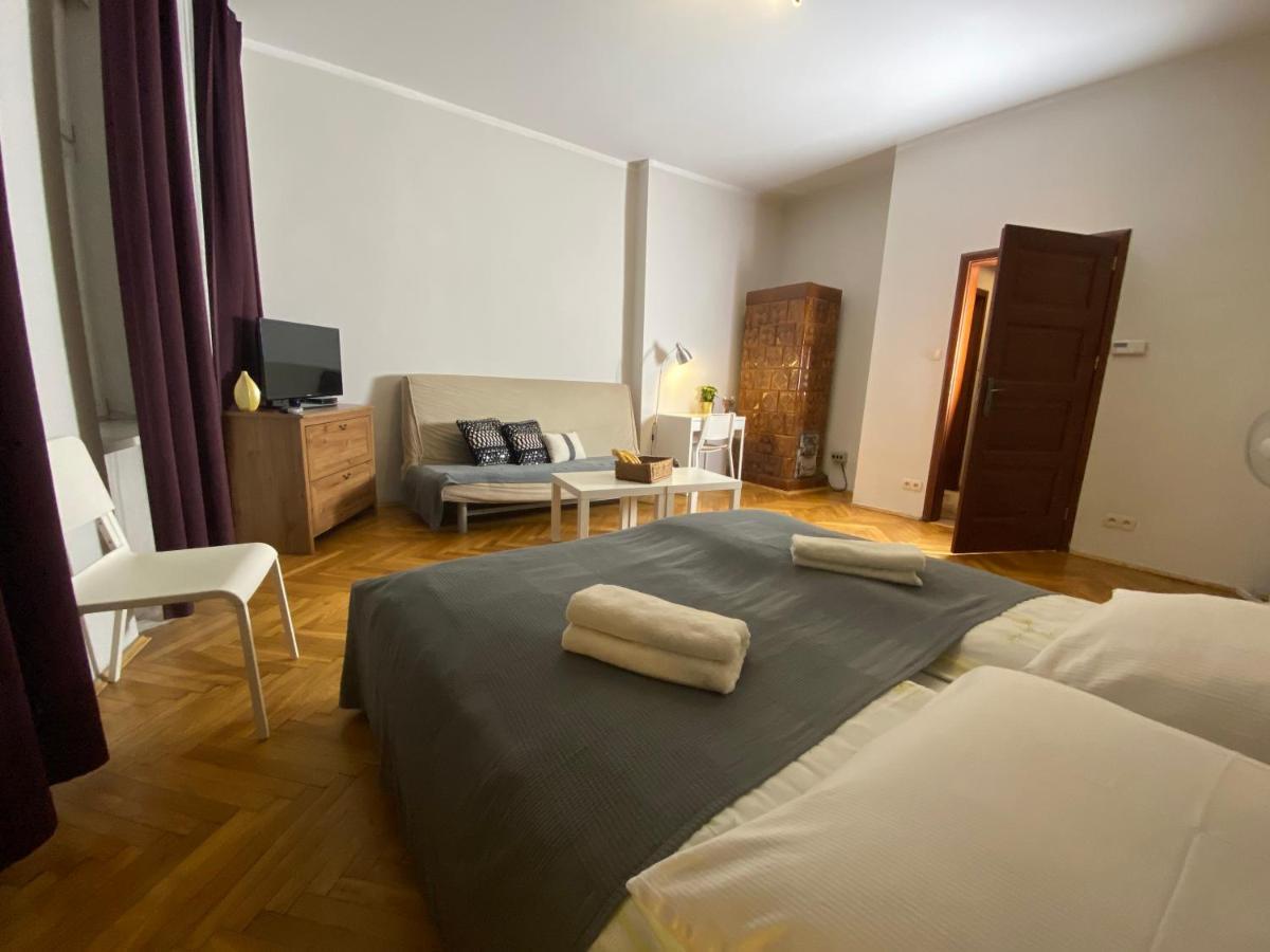 P&J Apartamenty Grodzka Cracóvia Exterior foto